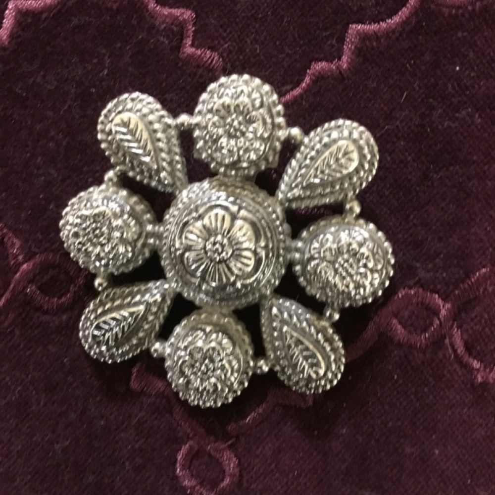Neiman Marcus Vintage signed Sylvia Dahl Floral Scarf Tie/Clip - Picture 2 of 5